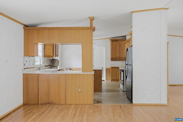 19394 LOUISA RD, Louisa, VA 23093