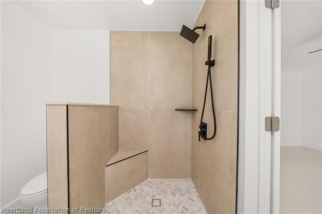 107 Lakefront Lane NW, Lake Placid, FL 33852