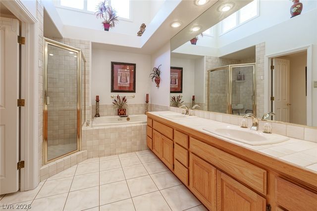 8181 Round Hills Circle, Las Vegas, NV 89113