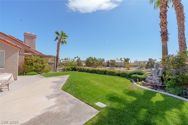 8181 Round Hills Circle, Las Vegas, NV 89113