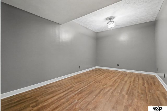 3105 N 161 Avenue, Omaha, NE 68116