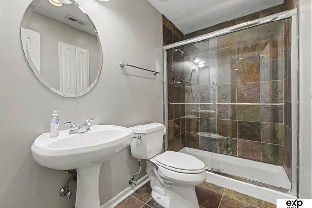 3105 N 161 Avenue, Omaha, NE 68116