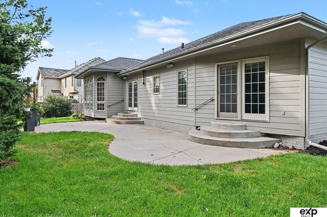 3105 N 161 Avenue, Omaha, NE 68116