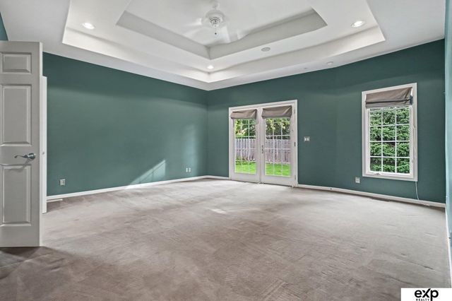 3105 N 161 Avenue, Omaha, NE 68116
