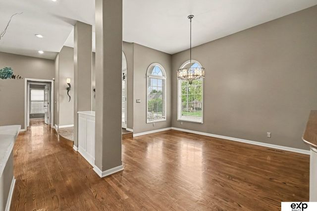 3105 N 161 Avenue, Omaha, NE 68116
