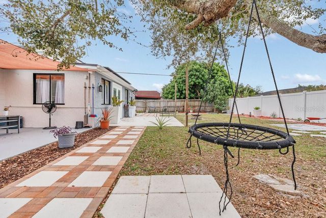 120 CAMPECHE LANE, Kissimmee, FL 34743