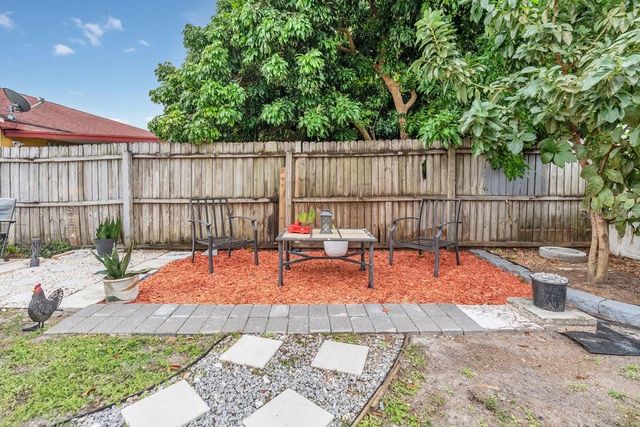 120 CAMPECHE LANE, Kissimmee, FL 34743