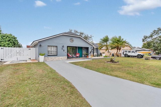 120 CAMPECHE LANE, Kissimmee, FL 34743