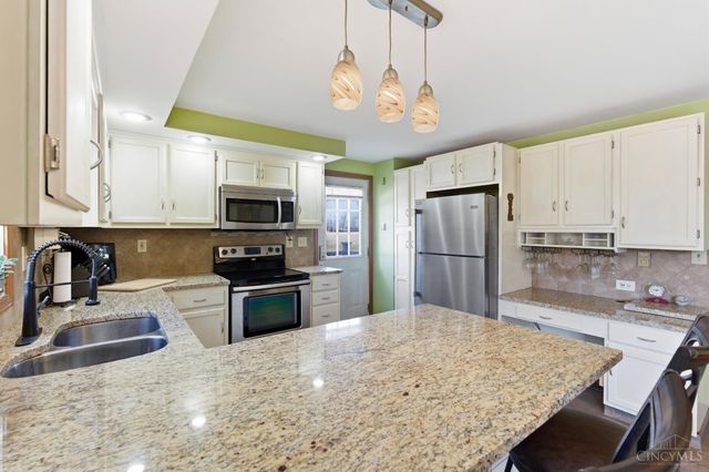 414 S Webb Road, Adams Twp, OH 45177