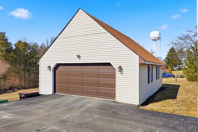 414 S Webb Road, Adams Twp, OH 45177