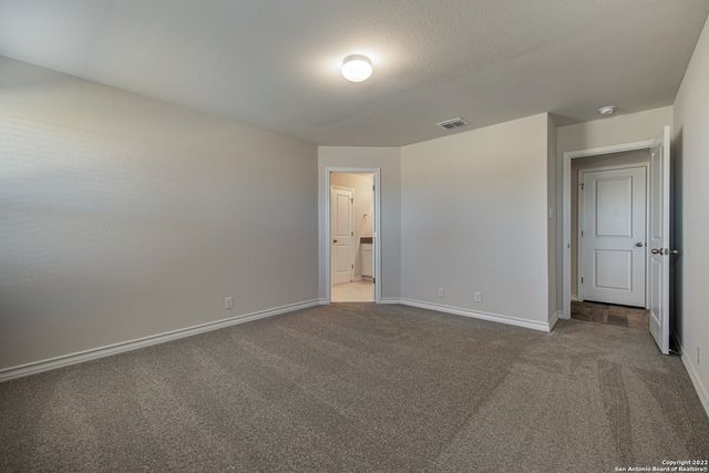 5111 tee box, San Antonio, TX 78261