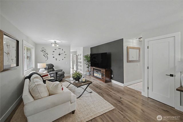 20919 66th Avenue NE, Arlington, WA 98223