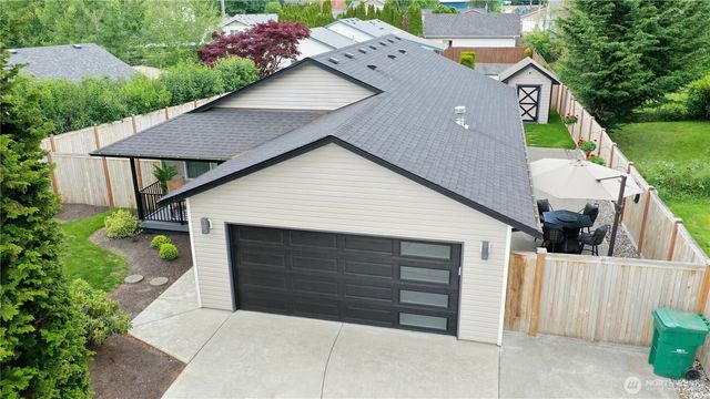 20919 66th Avenue NE, Arlington, WA 98223
