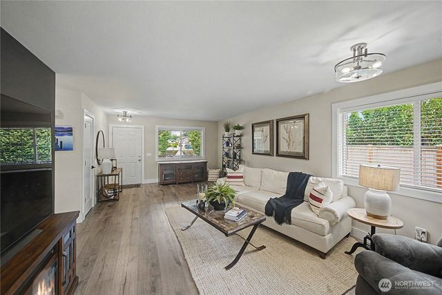 20919 66th Avenue NE, Arlington, WA 98223