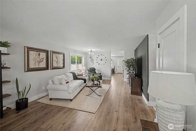 20919 66th Avenue NE, Arlington, WA 98223