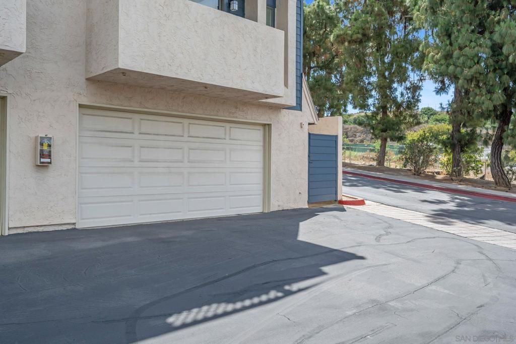 Image 29 of property listing at 3705 Balboa Terrace A, San Diego, CA 92117