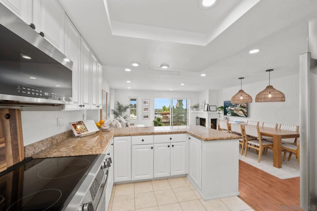 Image 7 of property listing at 3705 Balboa Terrace A, San Diego, CA 92117