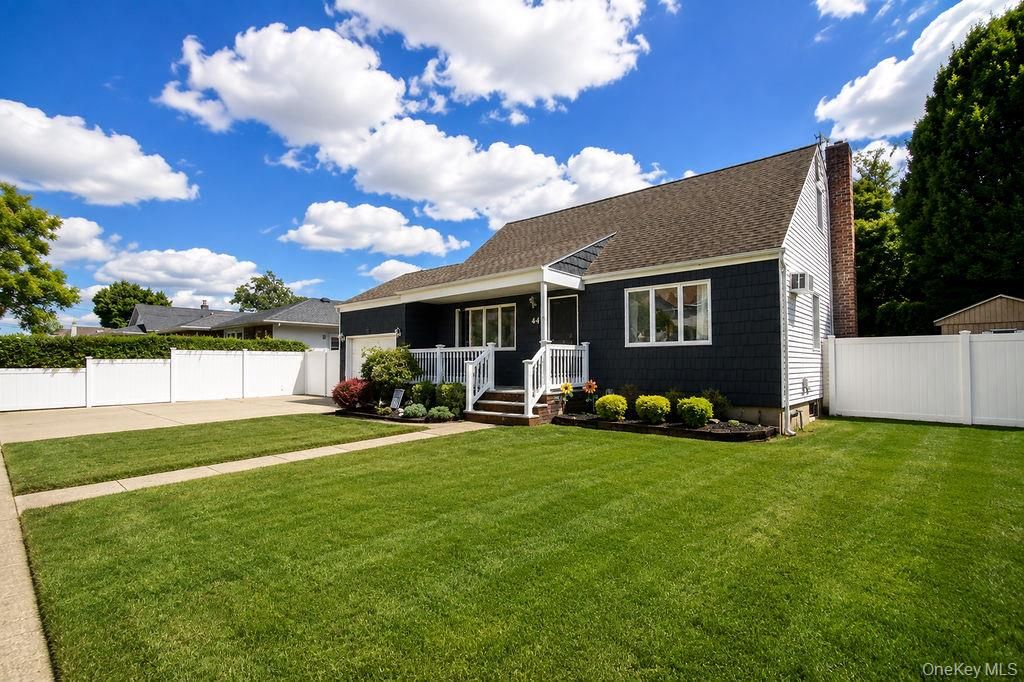 44 Sunset Avenue, Farmingdale, NY 11735 — photo 3