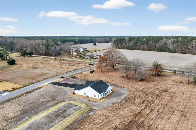 109 Backwoods LN, Moyock, NC 27958