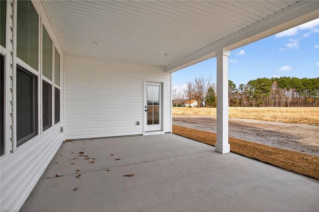 109 Backwoods LN, Moyock, NC 27958