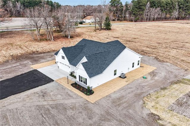 109 Backwoods LN, Moyock, NC 27958