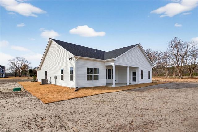 109 Backwoods LN, Moyock, NC 27958