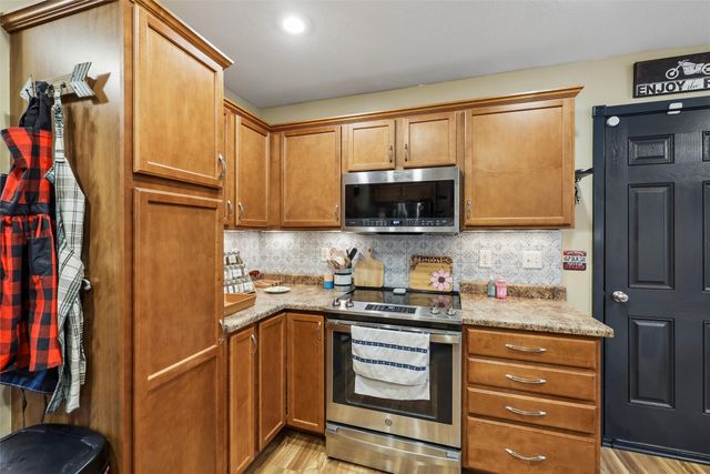 800 N Kenwood Boulevard, Indianola, IA 50125