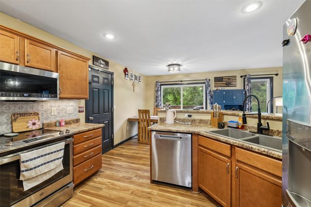 800 N Kenwood Boulevard, Indianola, IA 50125