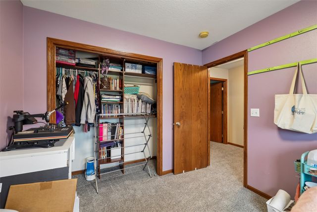 800 N Kenwood Boulevard, Indianola, IA 50125