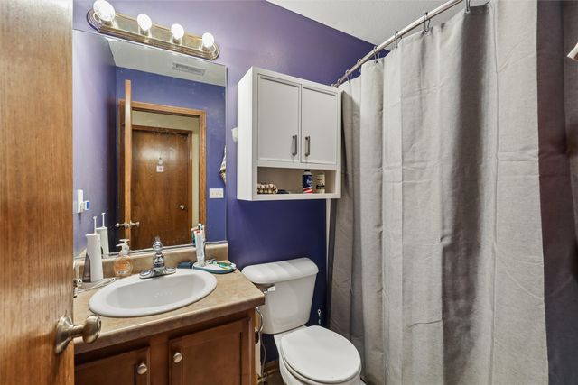 800 N Kenwood Boulevard, Indianola, IA 50125