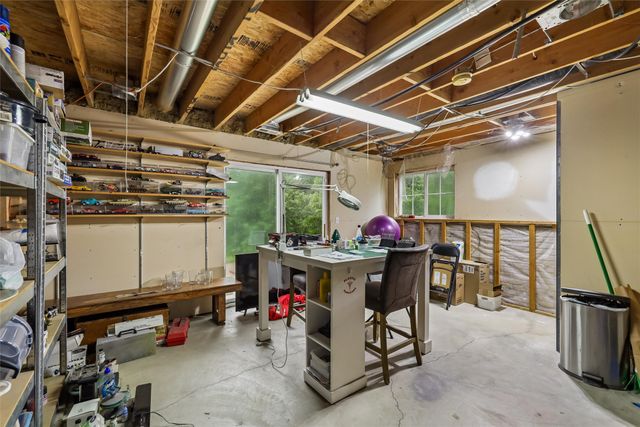 800 N Kenwood Boulevard, Indianola, IA 50125