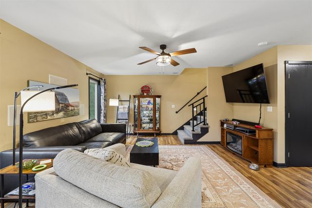 800 N Kenwood Boulevard, Indianola, IA 50125