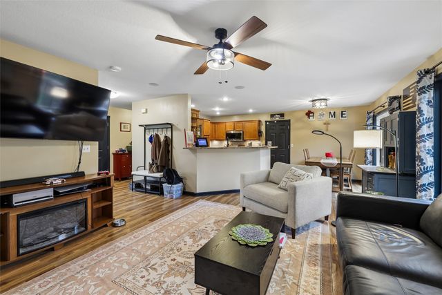 800 N Kenwood Boulevard, Indianola, IA 50125