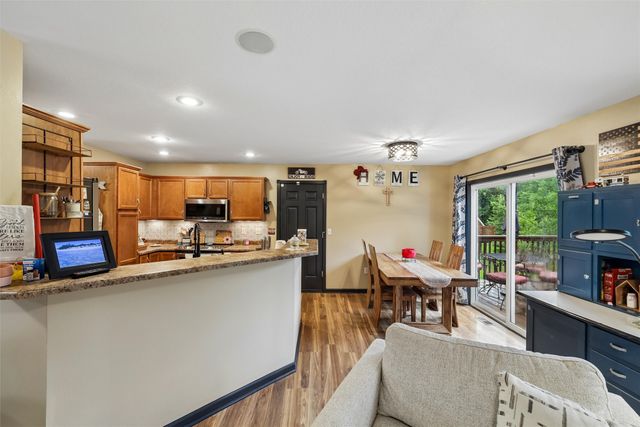 800 N Kenwood Boulevard, Indianola, IA 50125