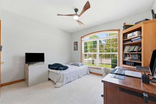 1609 Highland Trail, Saint Cloud, MN 56301