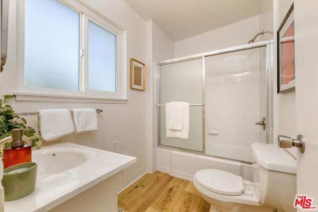 11138 Aqua Vista Street 73, Studio City (los Angeles), CA 91602