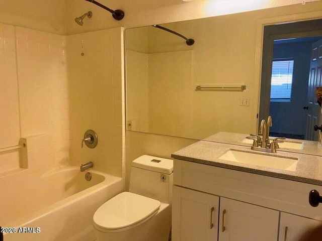 197 W Oxford Lane, Gilbert, AZ 85233