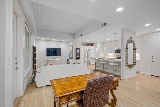5055 Addison Circle 209, Addison, TX 75001