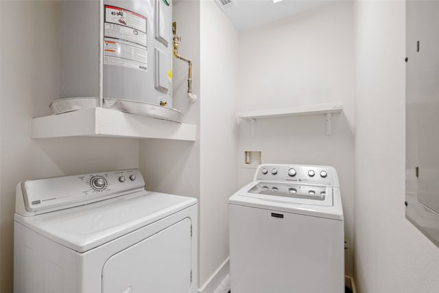 5055 Addison Circle 209, Addison, TX 75001