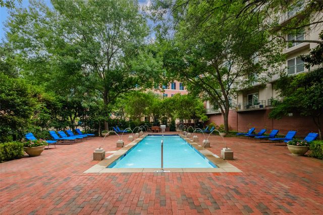 5055 Addison Circle 209, Addison, TX 75001