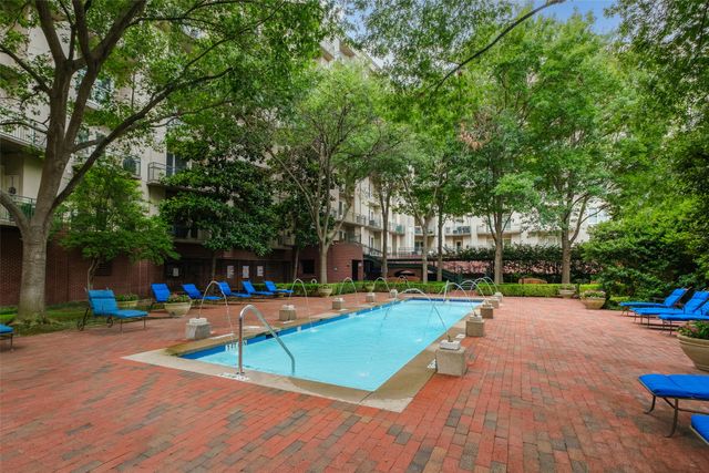 5055 Addison Circle 209, Addison, TX 75001