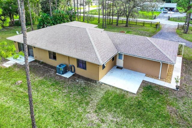 17315 N 60th Ln N, Loxahatchee, FL 33470