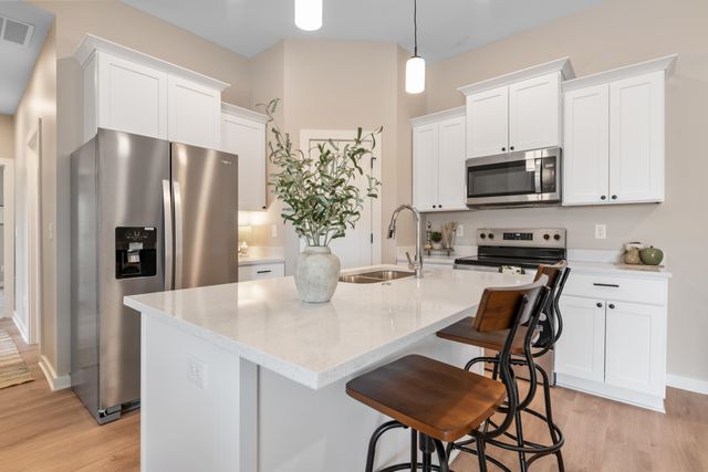 400 Trails Head Circle, Goddard, KS 67052