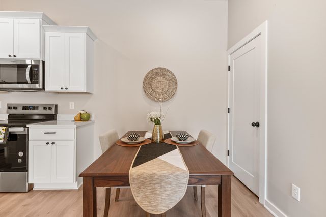 400 Trails Head Circle, Goddard, KS 67052