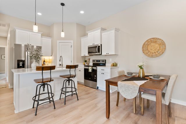 400 Trails Head Circle, Goddard, KS 67052