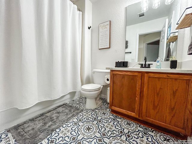 2508 Grayson Cir, San Antonio, TX 78232