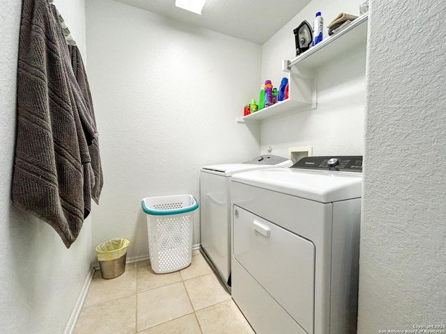 2508 Grayson Cir, San Antonio, TX 78232