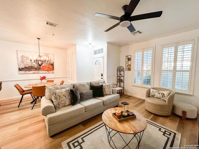 2508 Grayson Cir, San Antonio, TX 78232