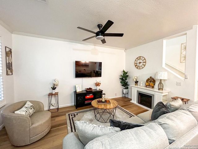 2508 Grayson Cir, San Antonio, TX 78232