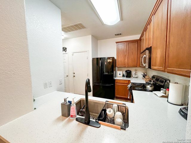 2508 Grayson Cir, San Antonio, TX 78232